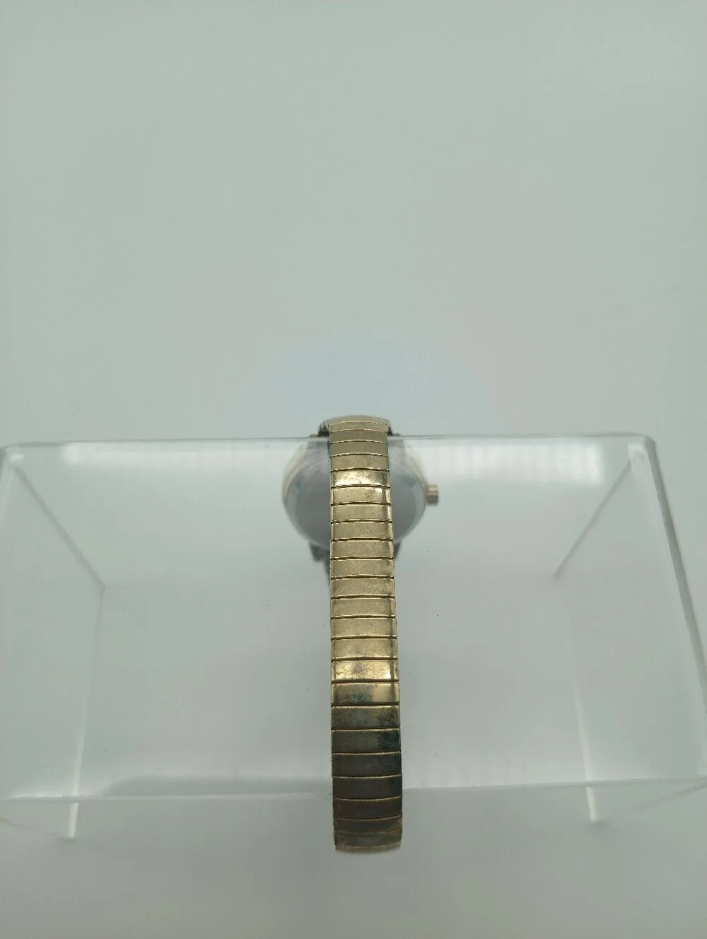 Timex Gold Tone Indiglo Round Face Watch